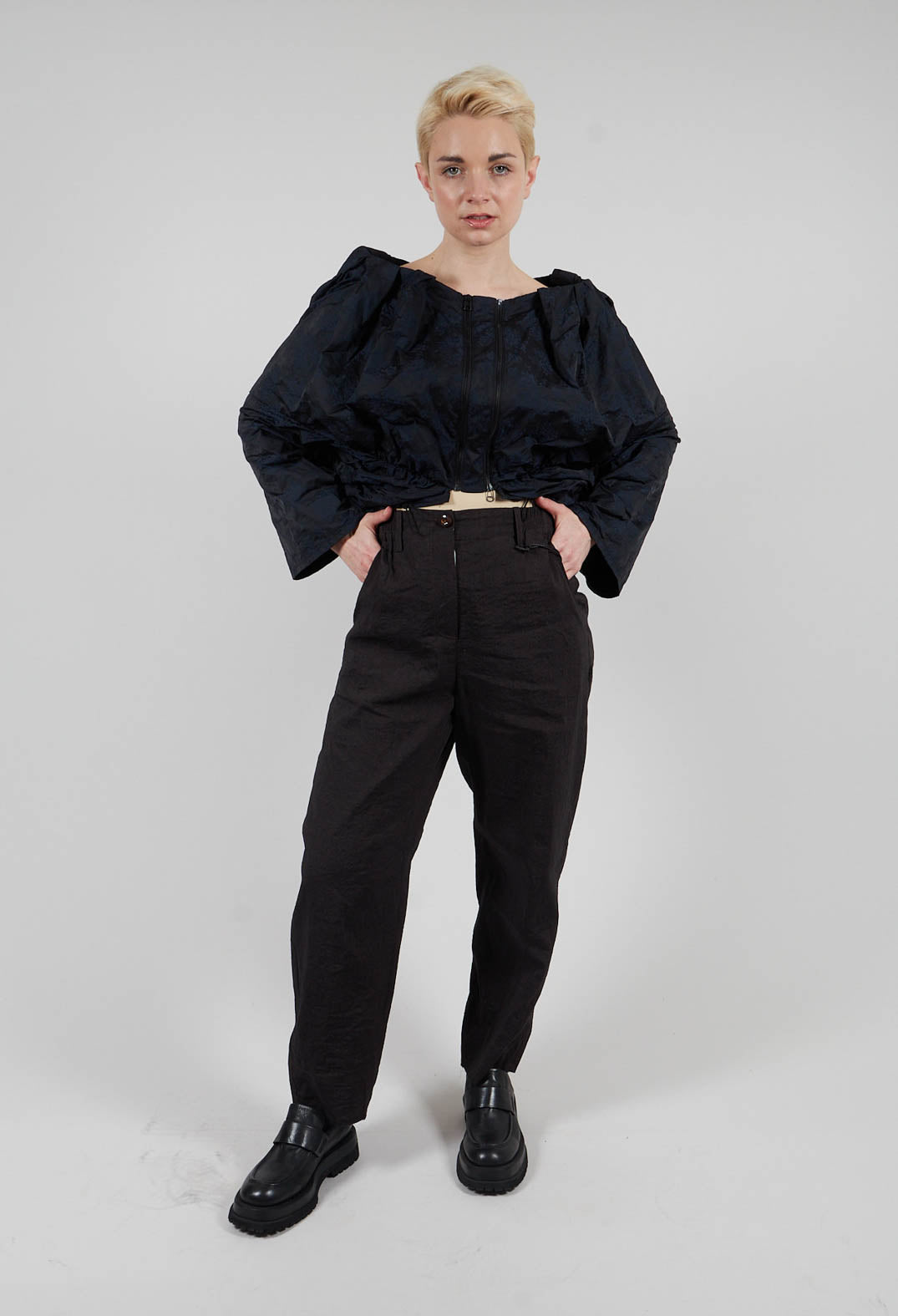 Gia Trousers in Brown