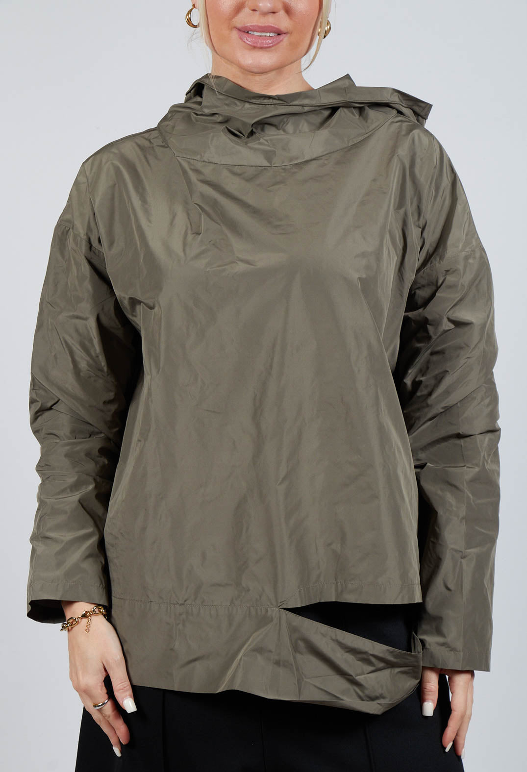 Gime Top in Olive Green