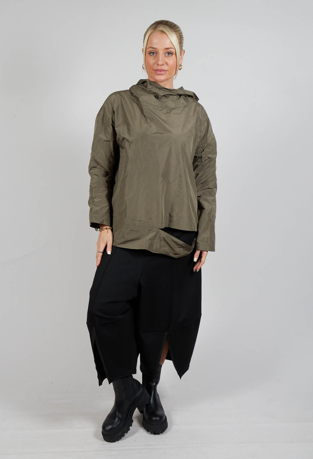 Gime Top in Olive Green