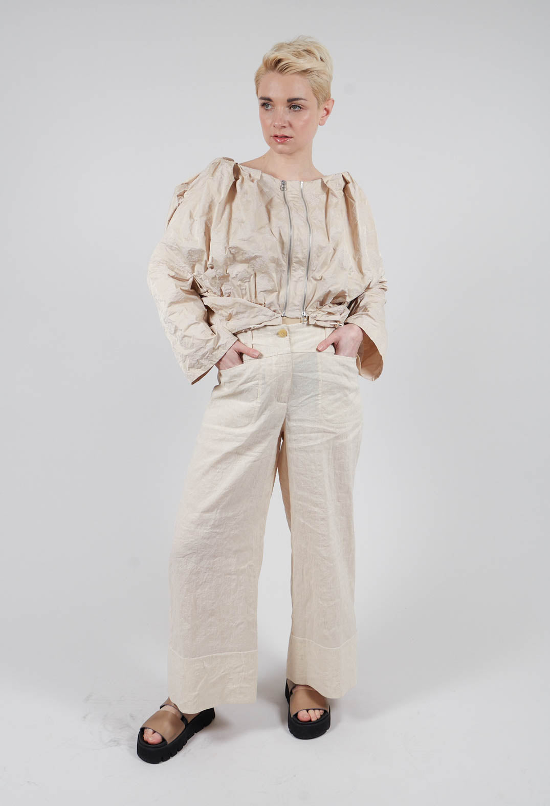 Gino Trousers in Beige