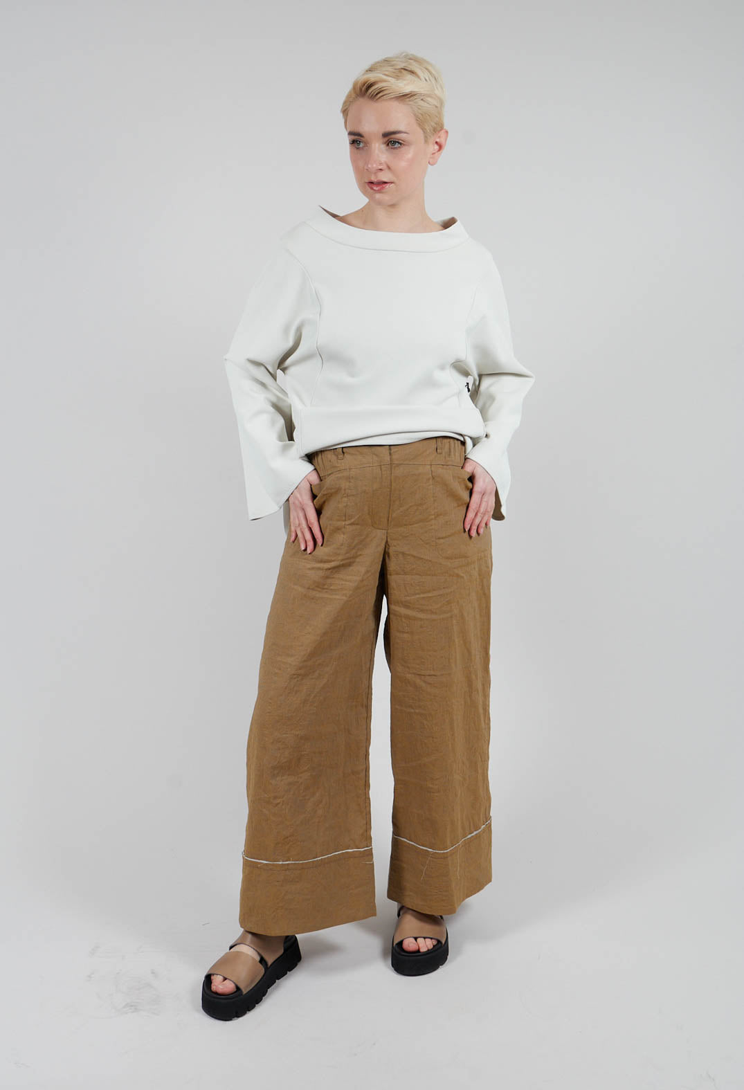 Gino Trousers in Khaki