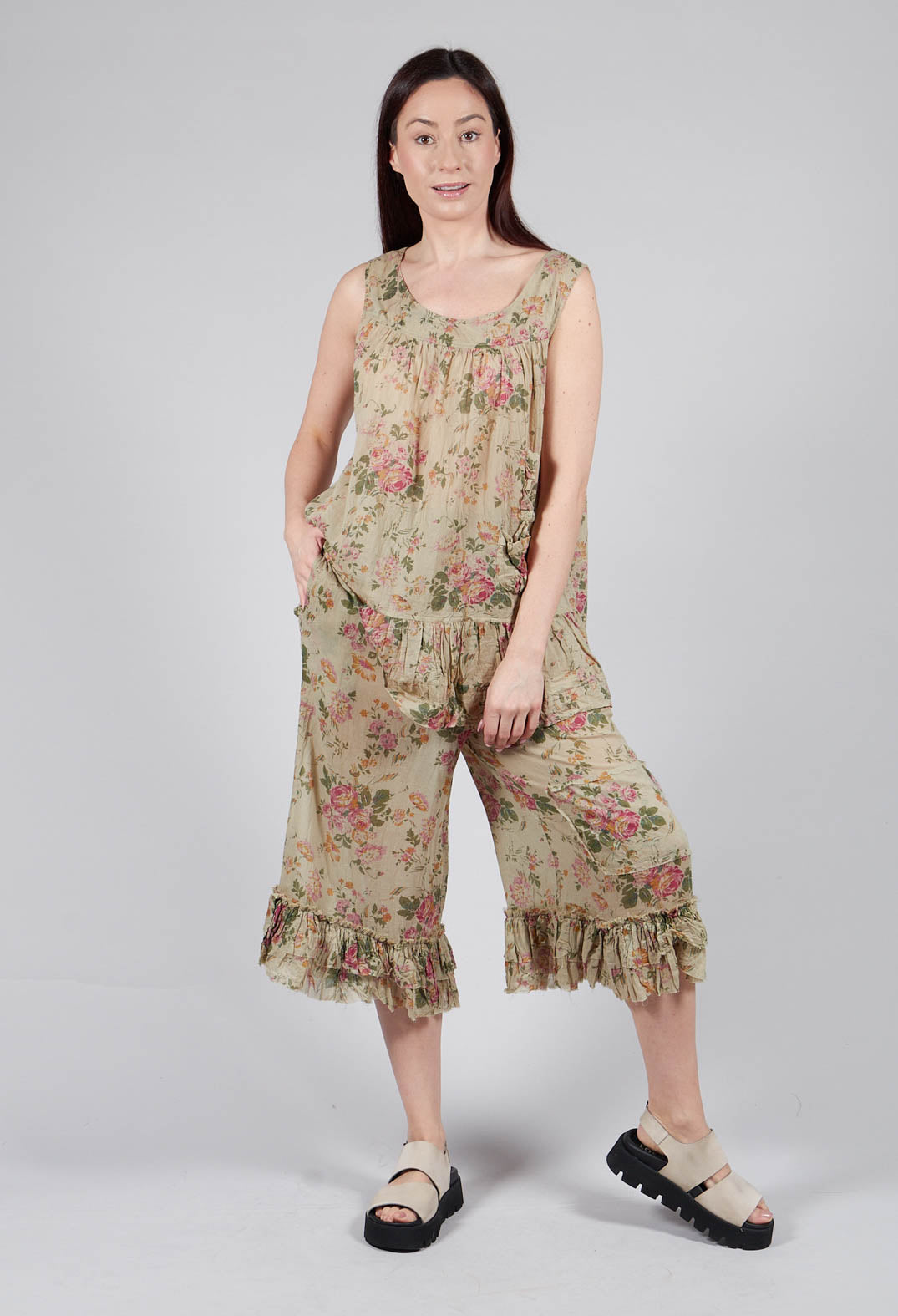 Goyave Trousers in Almond Flowers