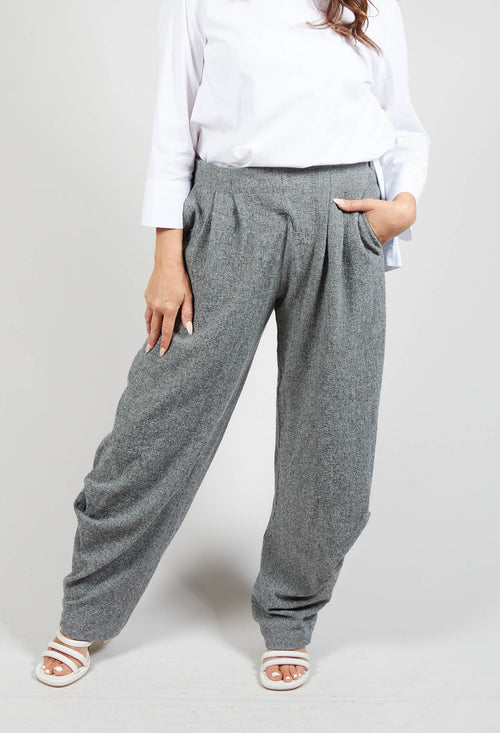 Houndstooth Trousers in Grey