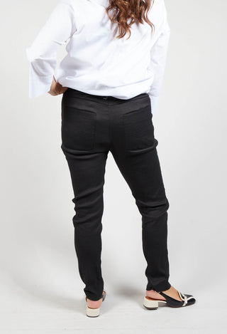 Straight Leg Trousers in Noir