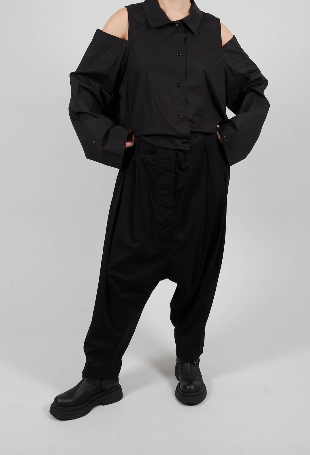 Ragborg Drop Crotch Trousers in Black