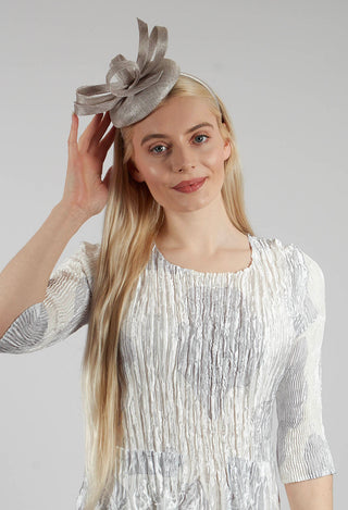 Headband Fascinator in Pearl