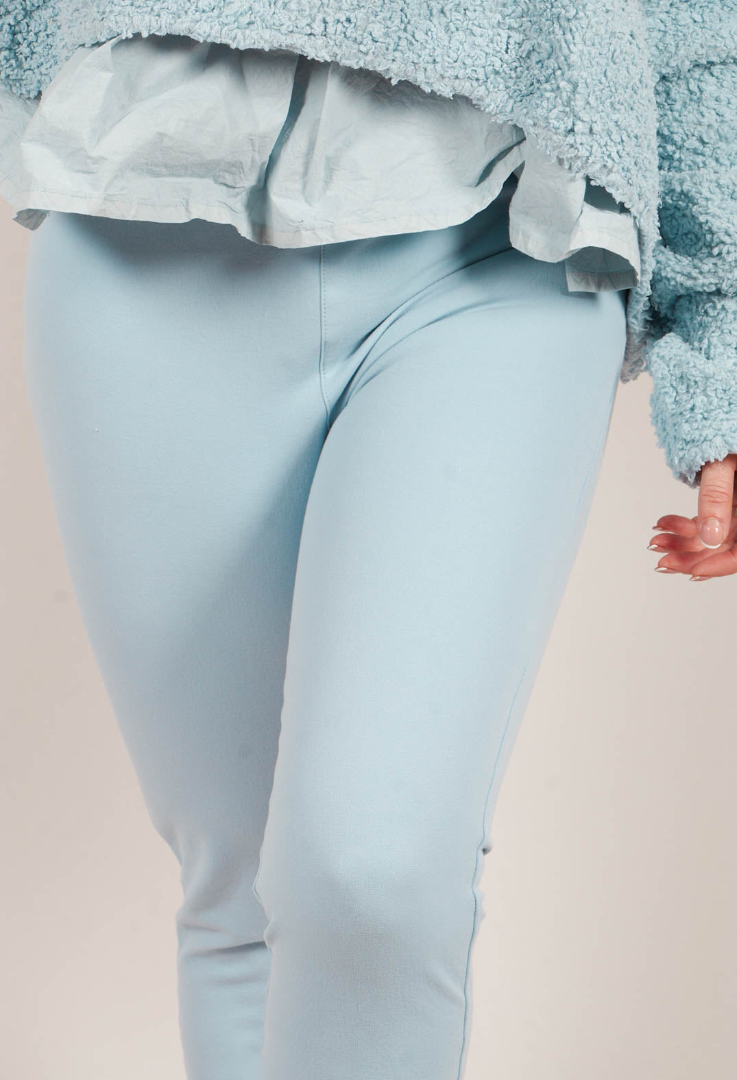 Hesidiot Trousers in Bloemendaal