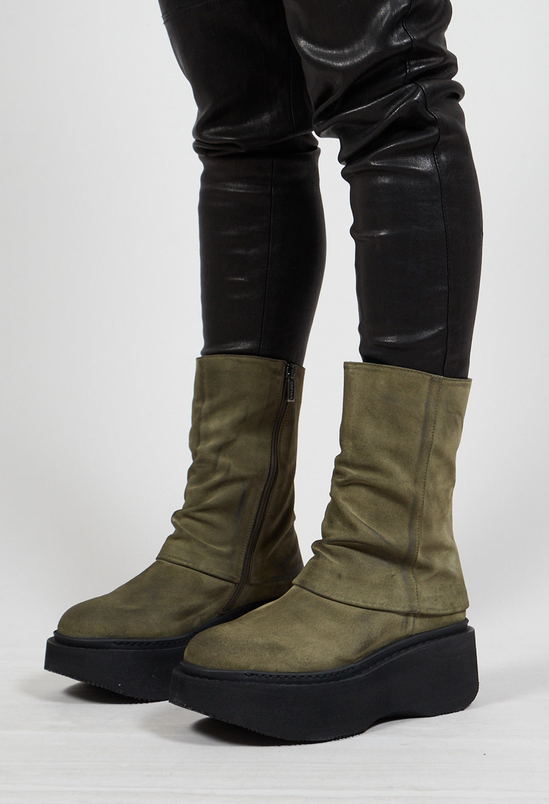 High Ankle Boots with Platform Sole in London Forest – Olivia May