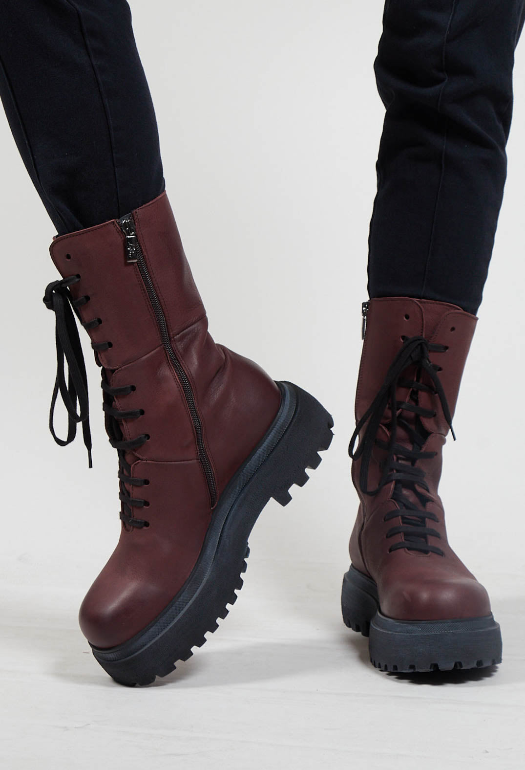 High Lace Up Boots in Gasoline Melanzana
