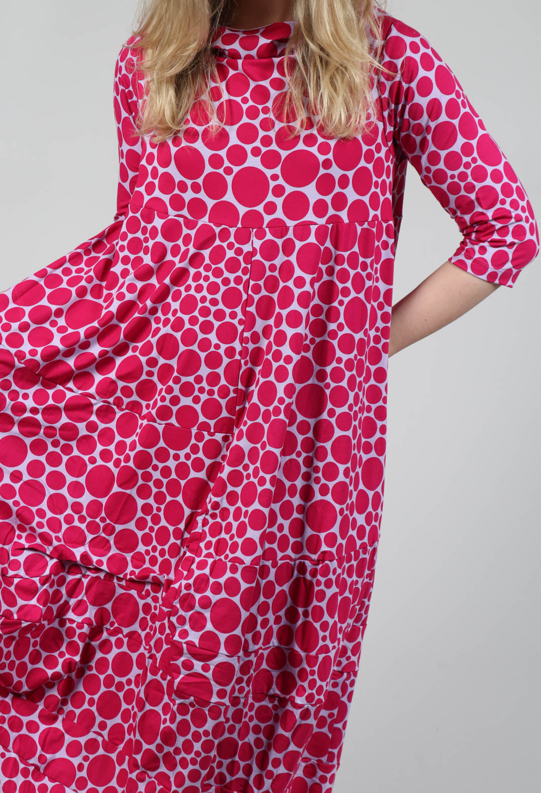 High-Neck Jersey Dress in Lilac with Fuschia Pois