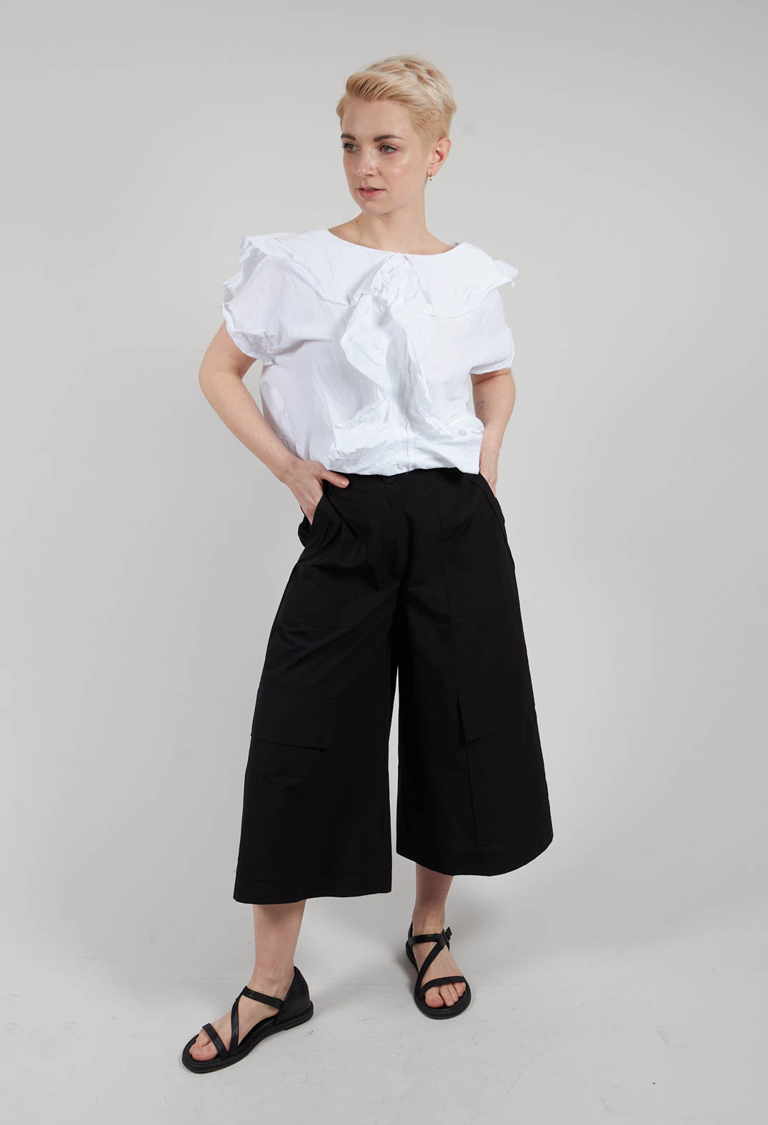 Hiso Pants in Black