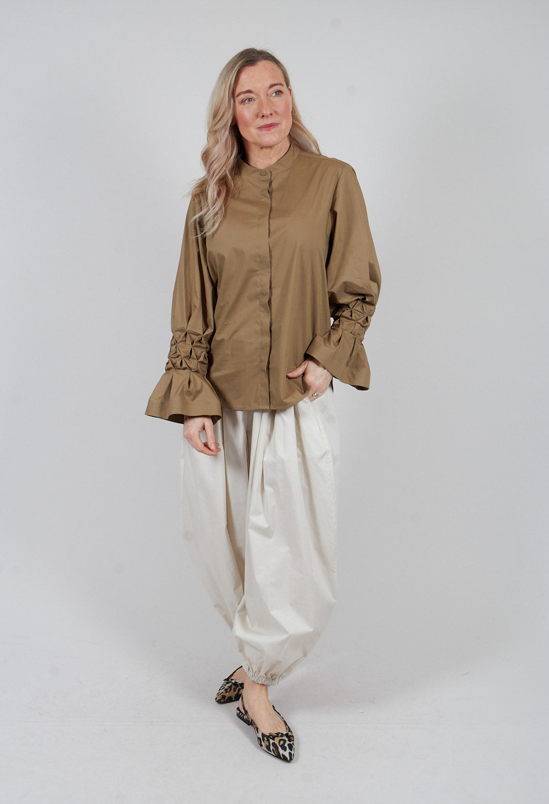 Honeycomb Cuff Shirt in Eucaliptus