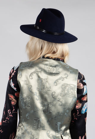 Tuileries Hat in Navy
