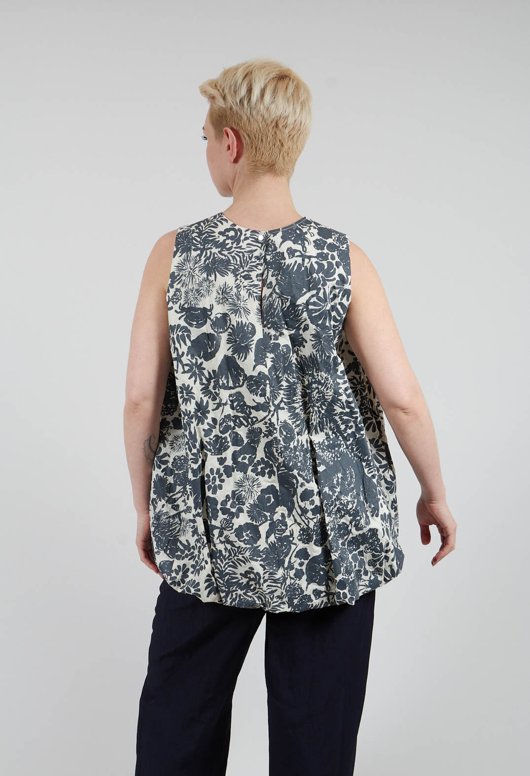 Inni Top in Anthrazite