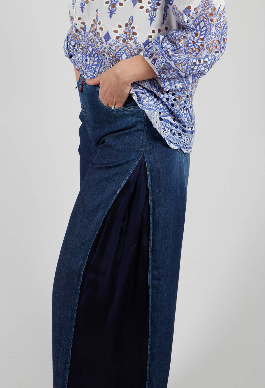 Innovate Denim Trousers in Blue