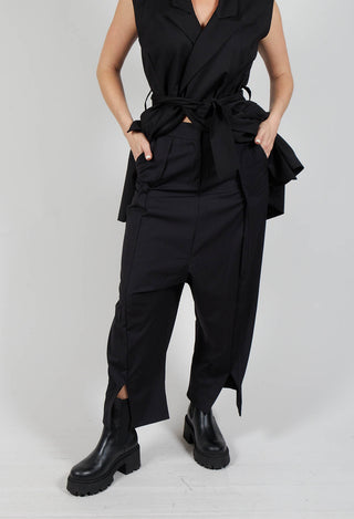 Irene Cropped Leg Trouser in Nero
