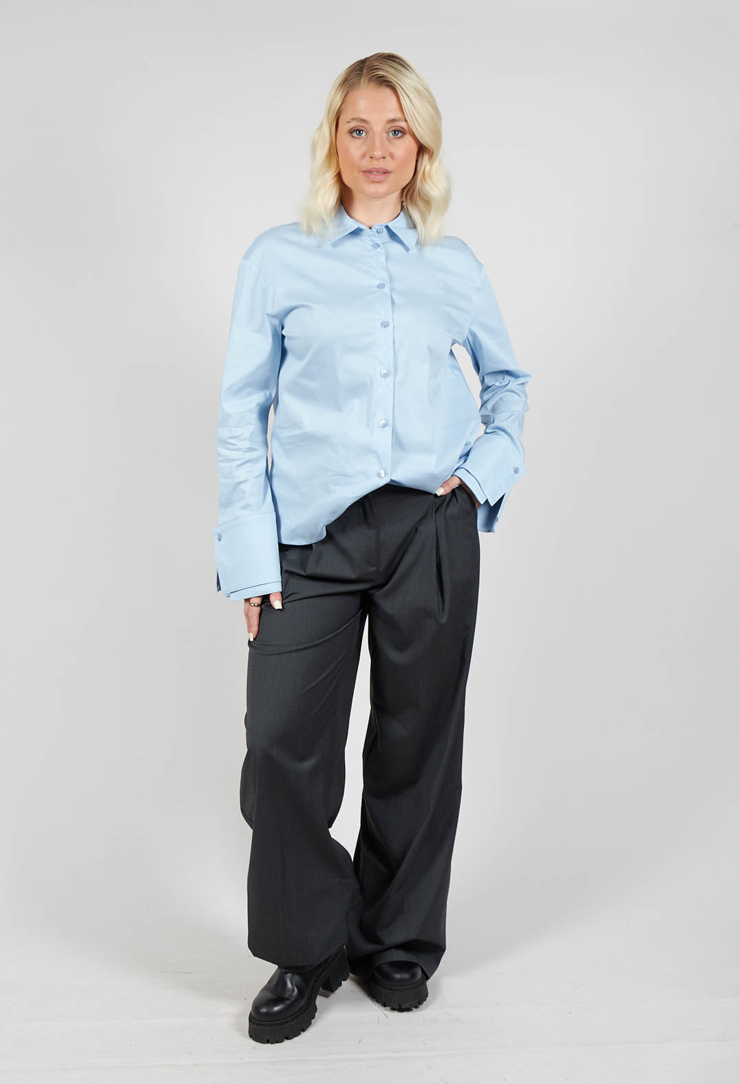 Irene Straight Leg Trouser in Antracite