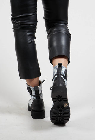 Leather Motif Ankle Boots in Slodi Black / Los Angeles White