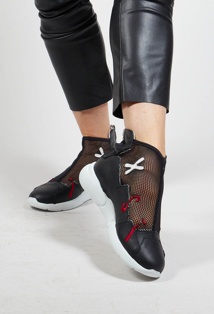 Chunky Slip On Trainers in Bianco / Sabbia / Melograno / Nero