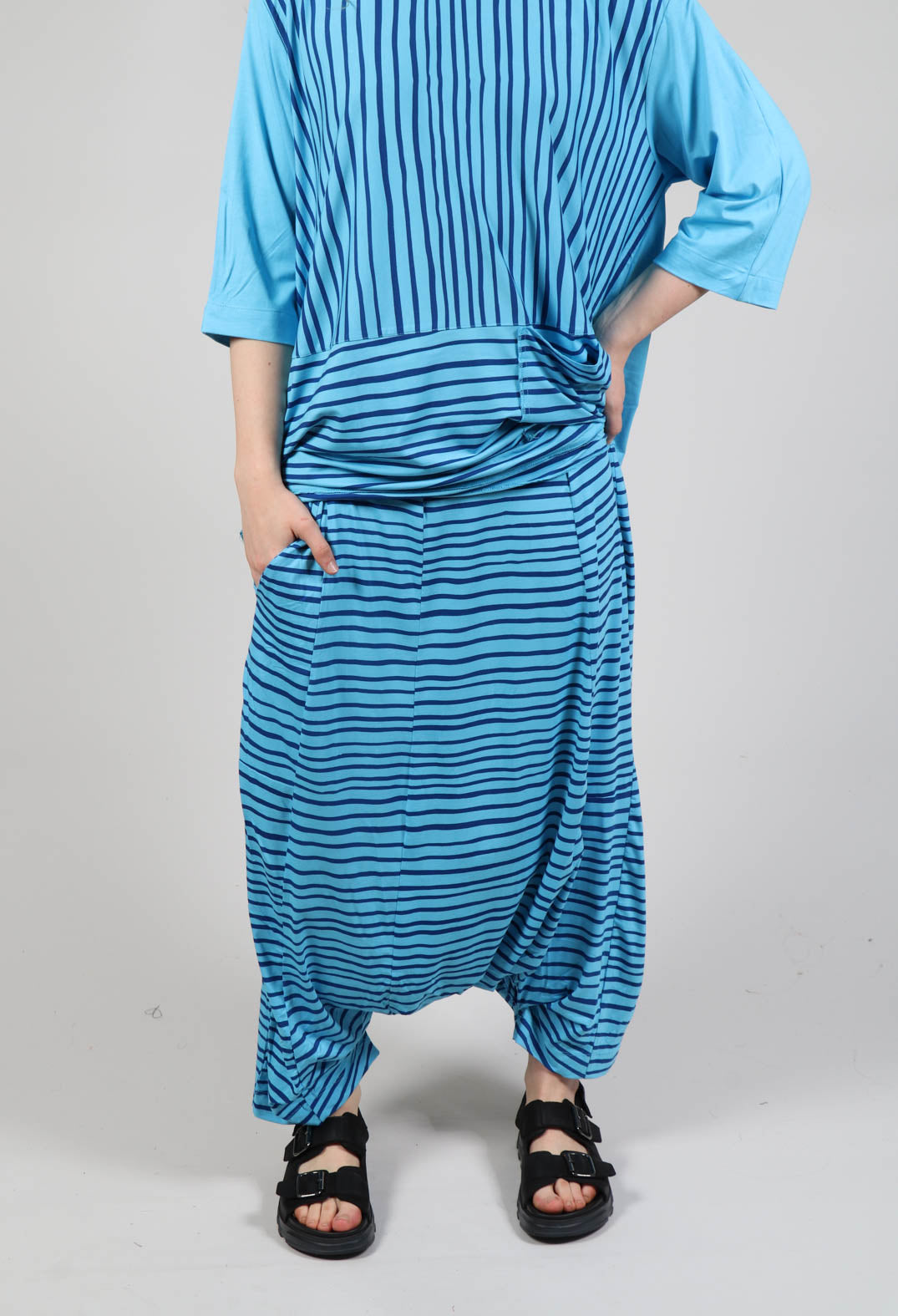 Jersey Drop-Crotch Trousers in Turquoise with Blue Lines