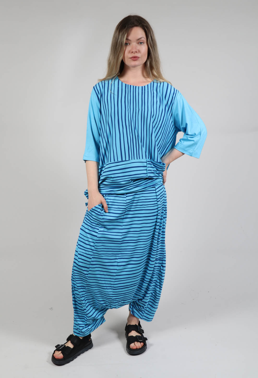 Jersey Drop-Crotch Trousers in Turquoise with Blue Lines