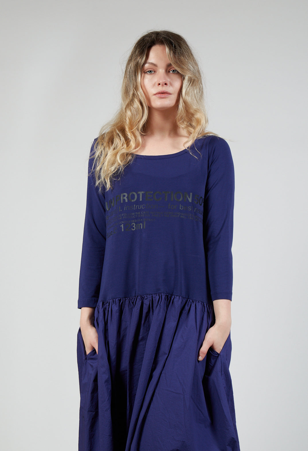 Jersey Top Dress with Lettering Motif in Azur Print