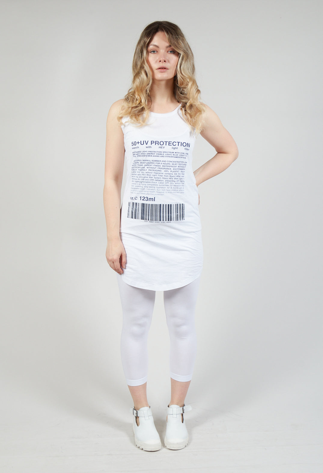 Jersey Vest Top with Motif in Azur Print