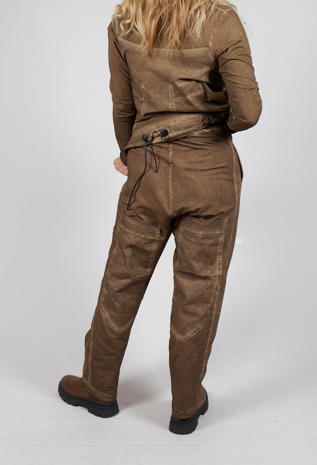Jogger Trouser in Camel Cloud