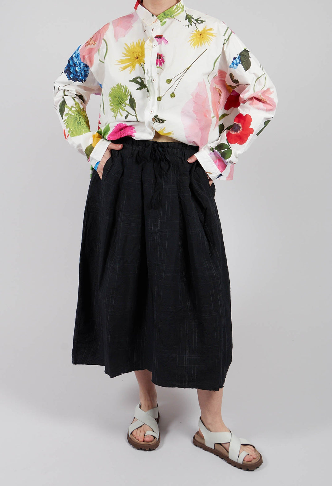 Joneva Skirt in Black