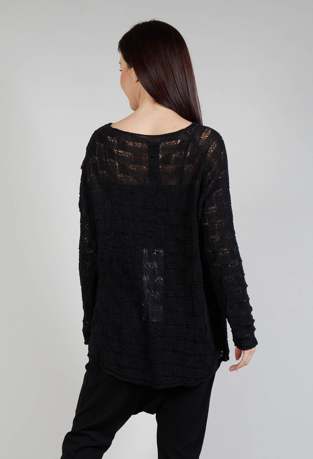 Jumper with Square Detail Knit in Black