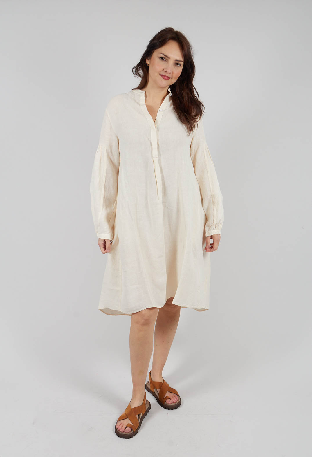 Kameli Dress in Sand