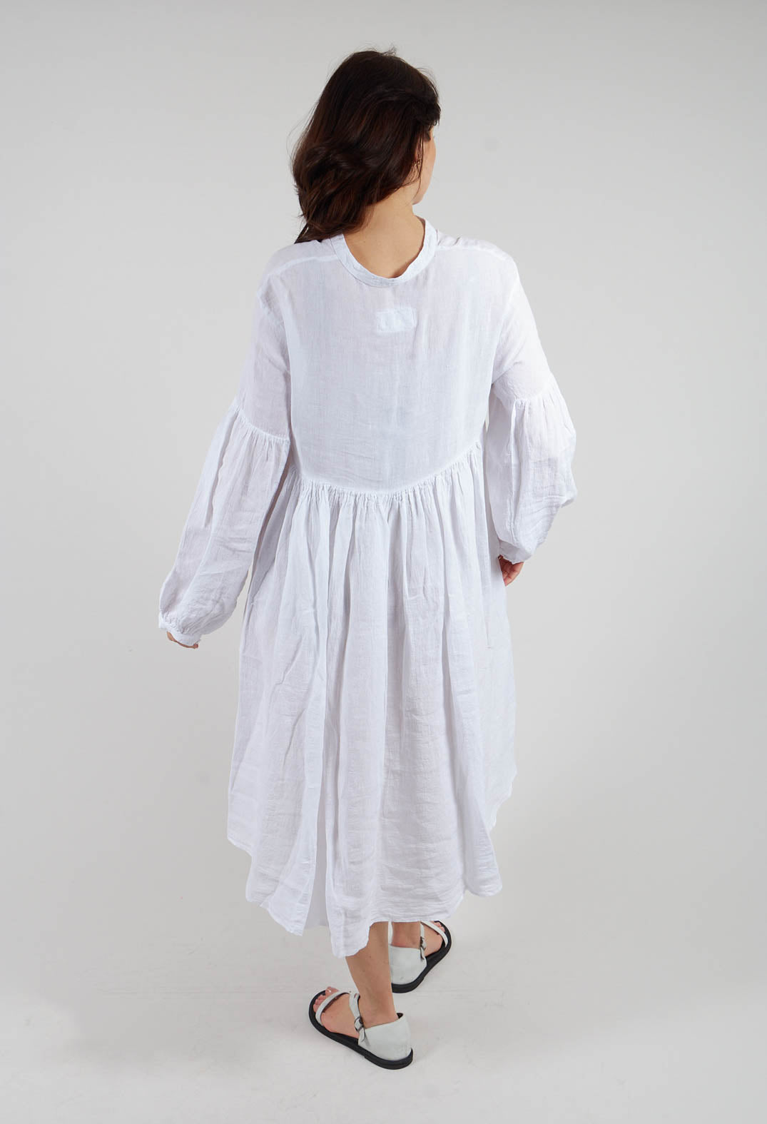 Kameli Dress in White