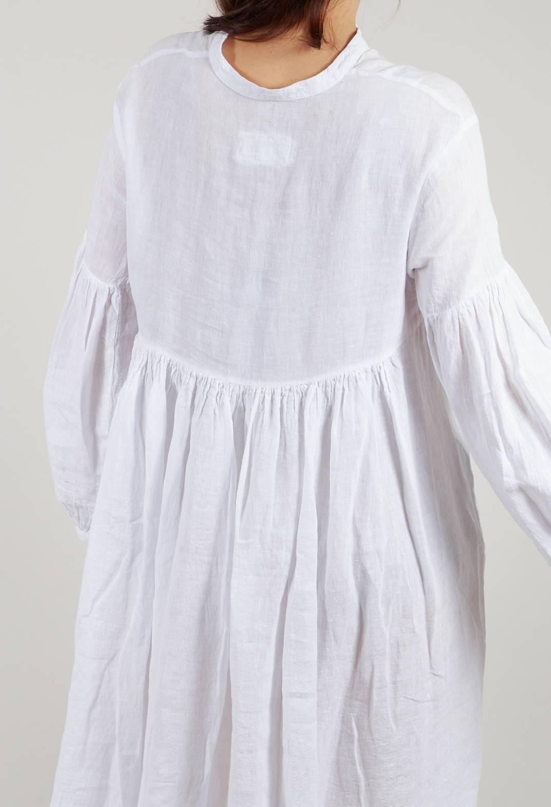 Kameli Dress in White