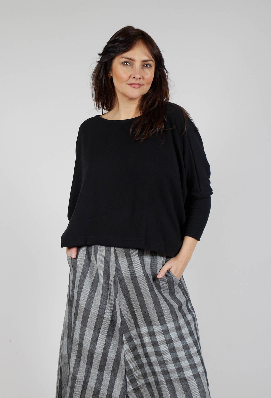 Kira M Jumper in Nero