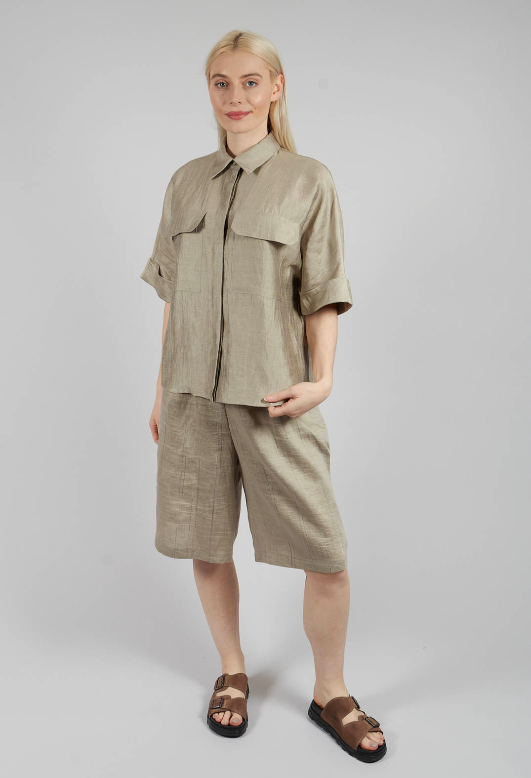 Knee Length Shorts in Naturale