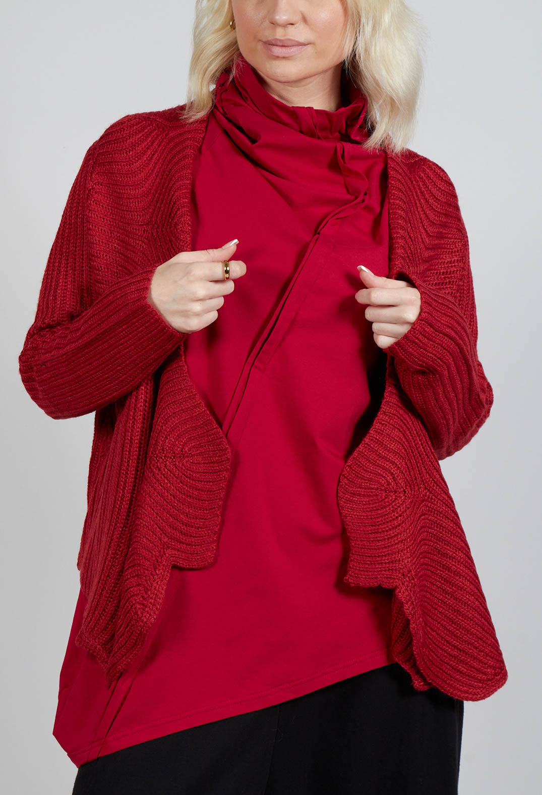 Knitted Wave Cardigan in Red