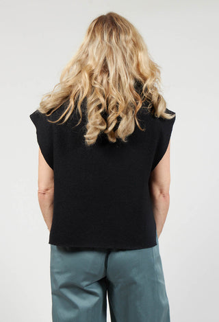 Koe Top in Black