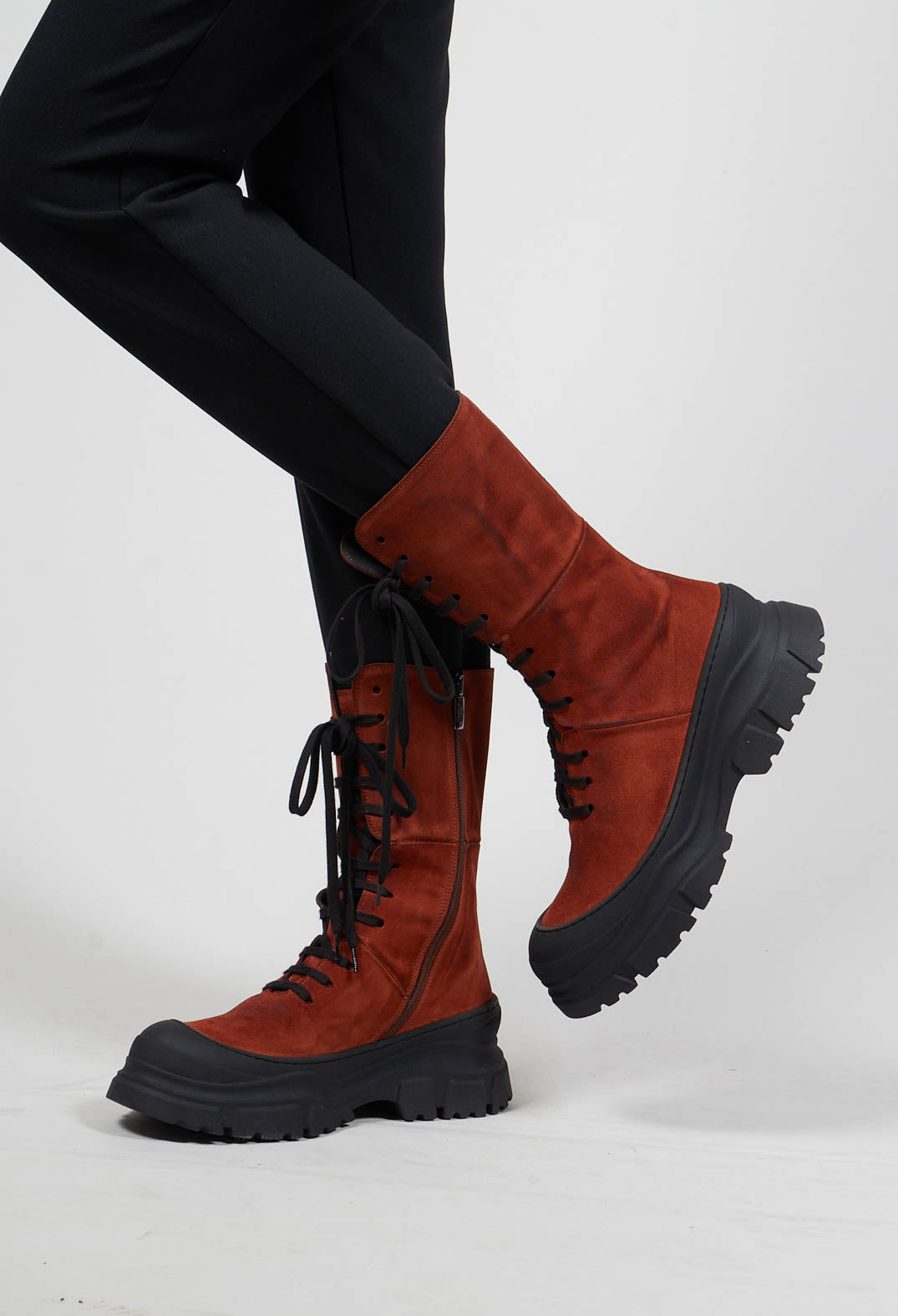 Lace Up Boots In London Caramello