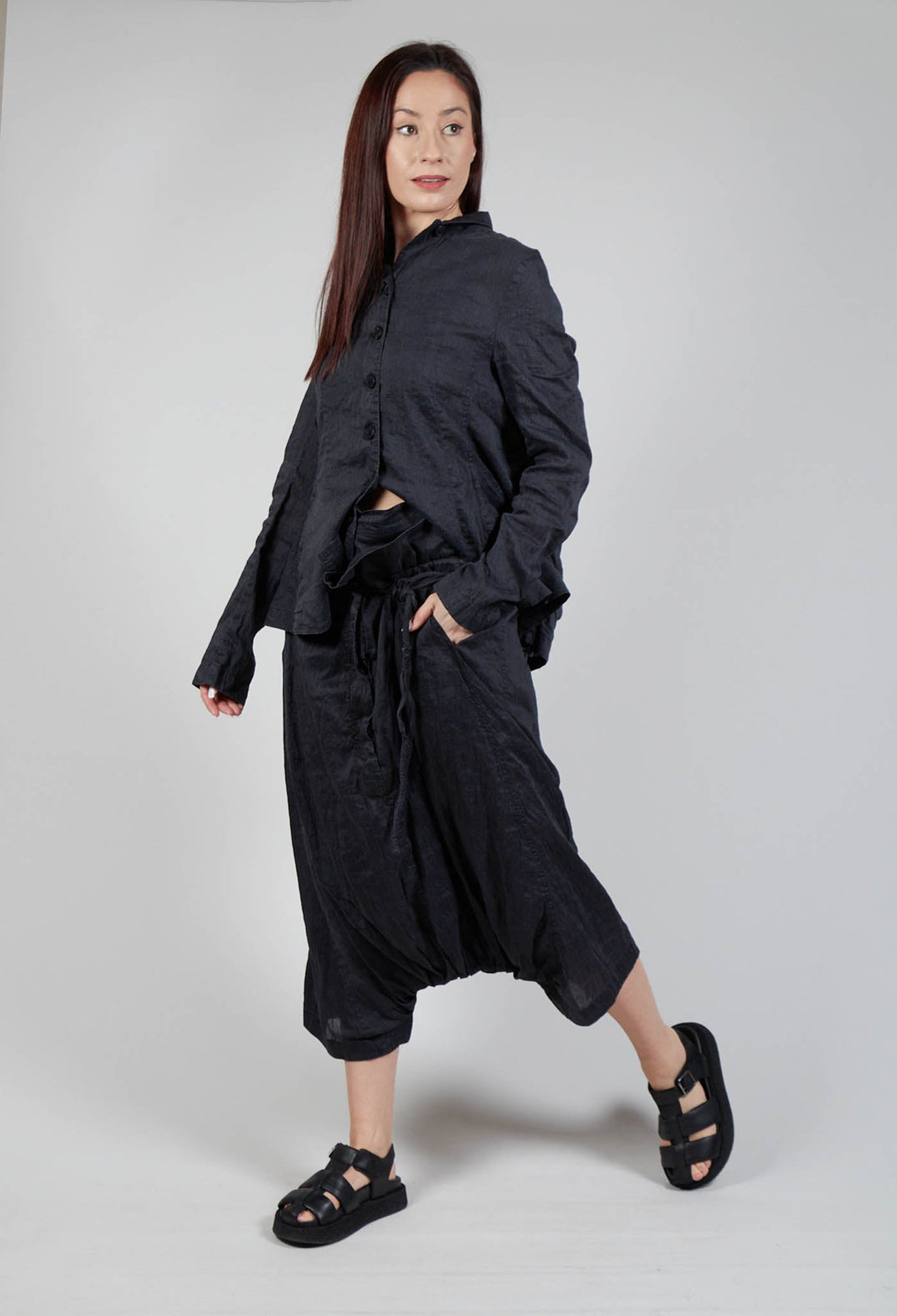 Layered Drop-Crotch Trousers in Blk Melange
