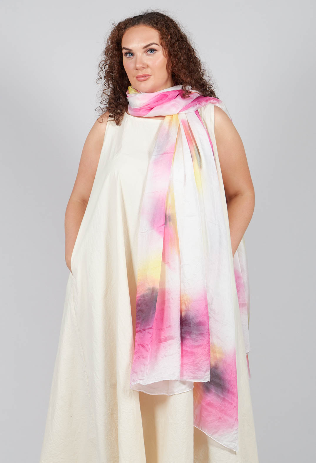Leinaiv Dress in Stroh