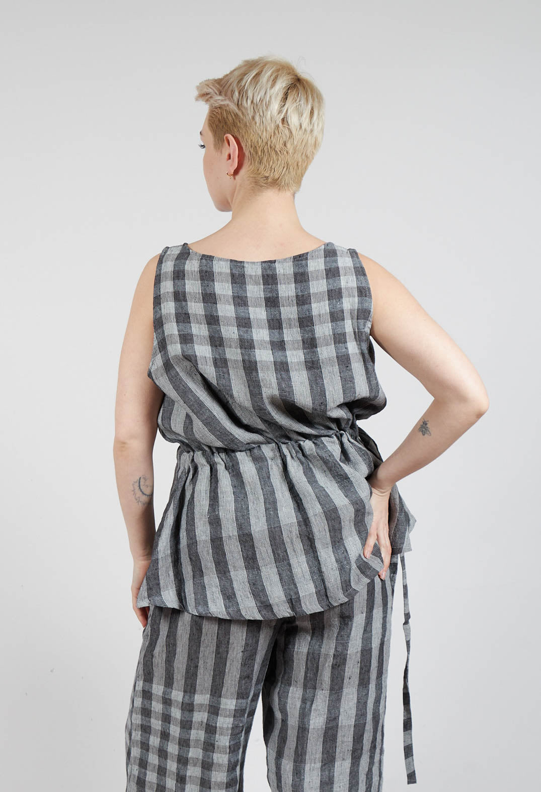 Lenta A Shirt in Nero