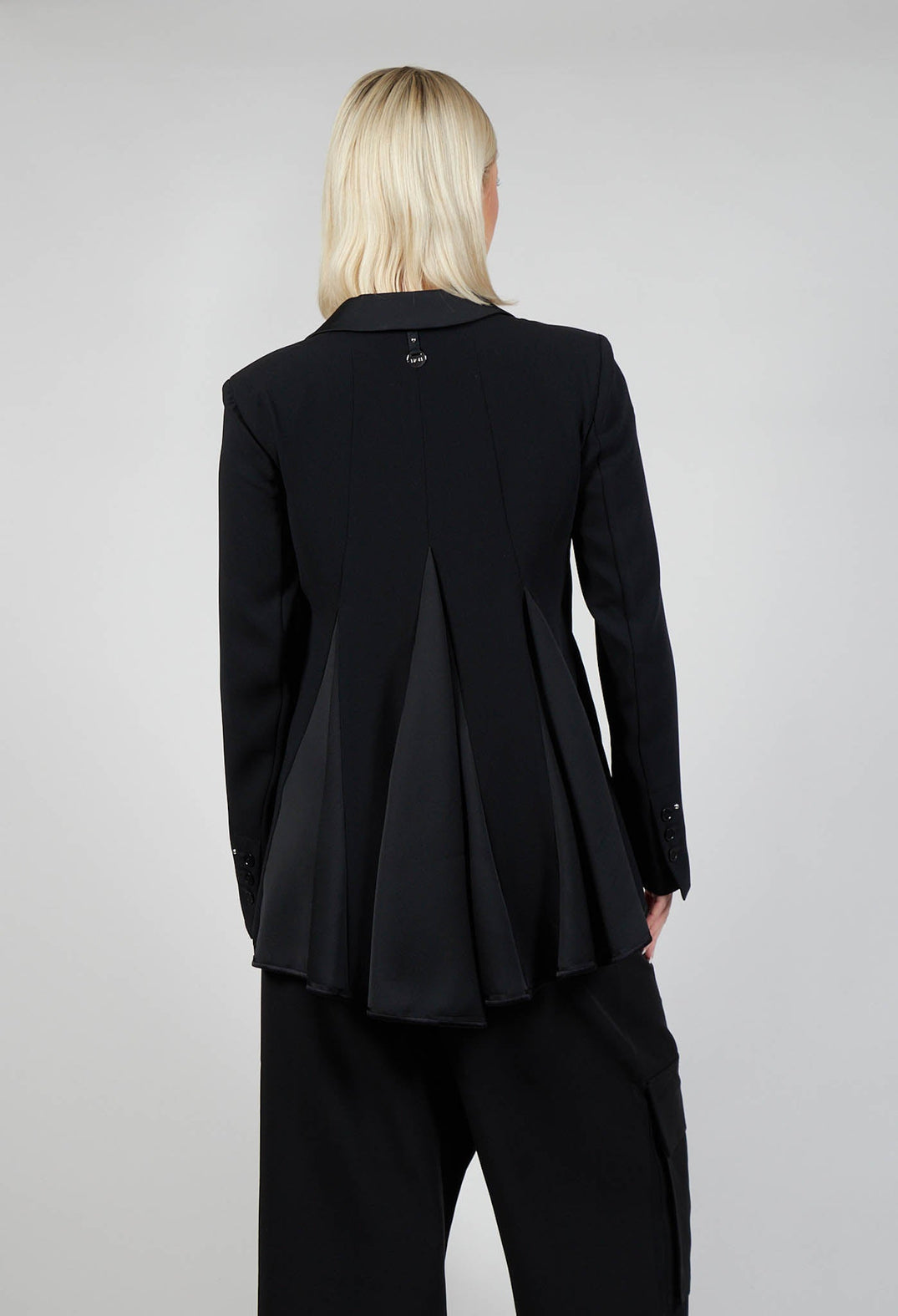 Liaison Jacket in Black