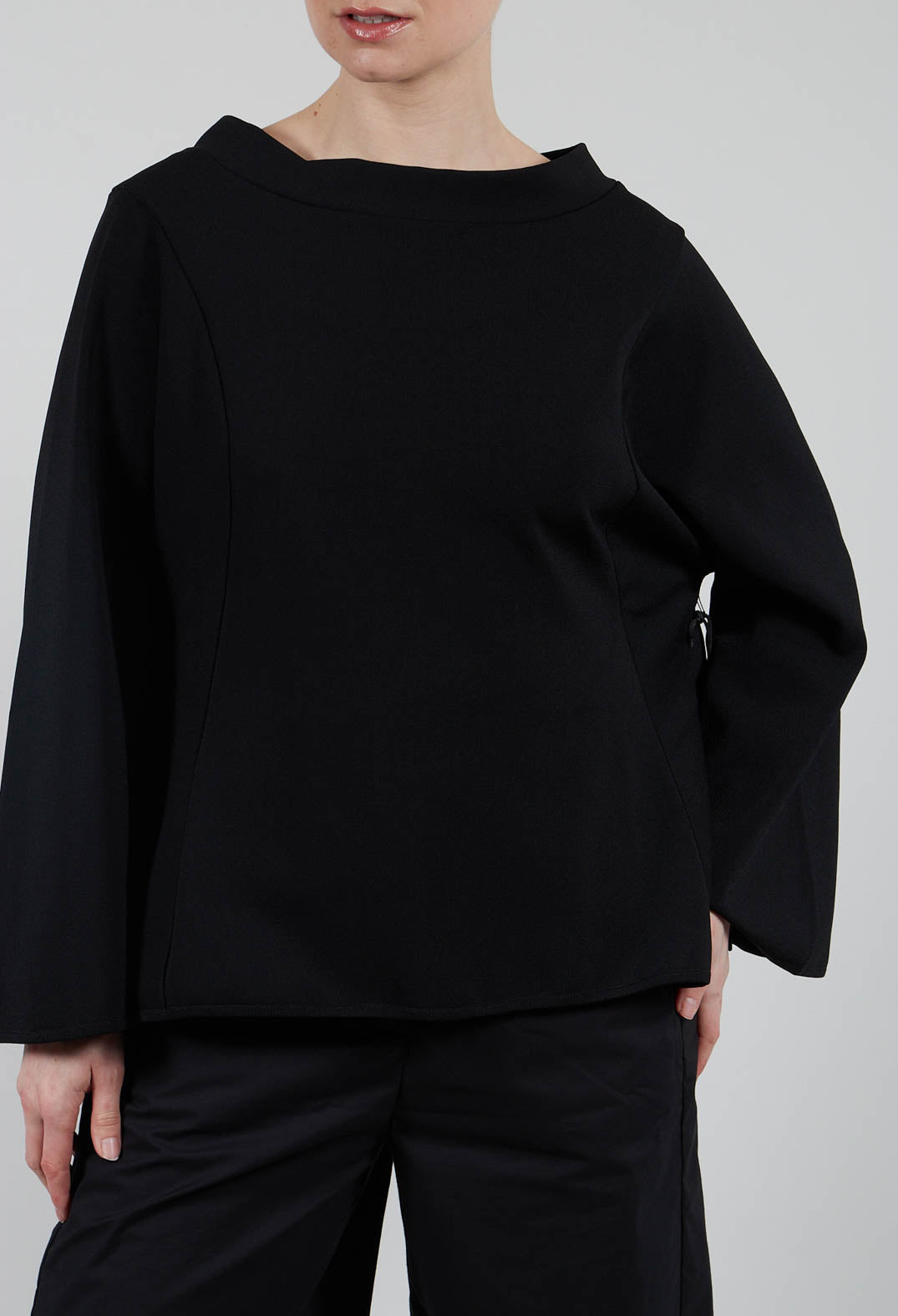 Lili Jumper in Black