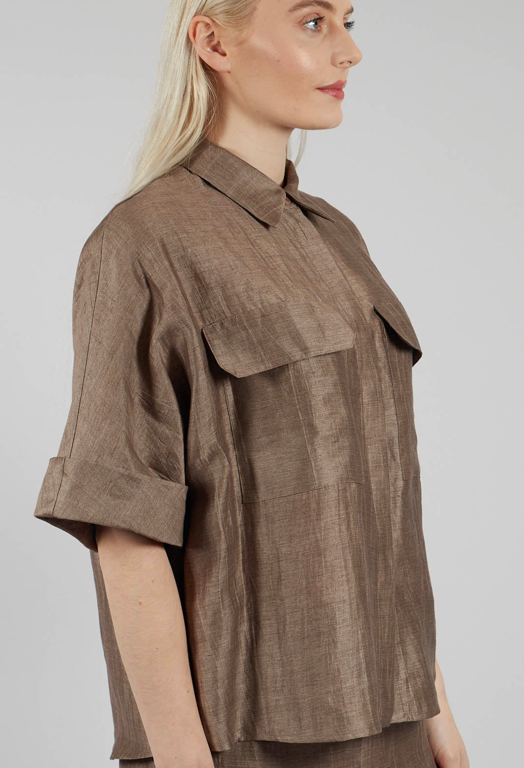 Linen Blend Shirt with Large Pockets in Marmotta