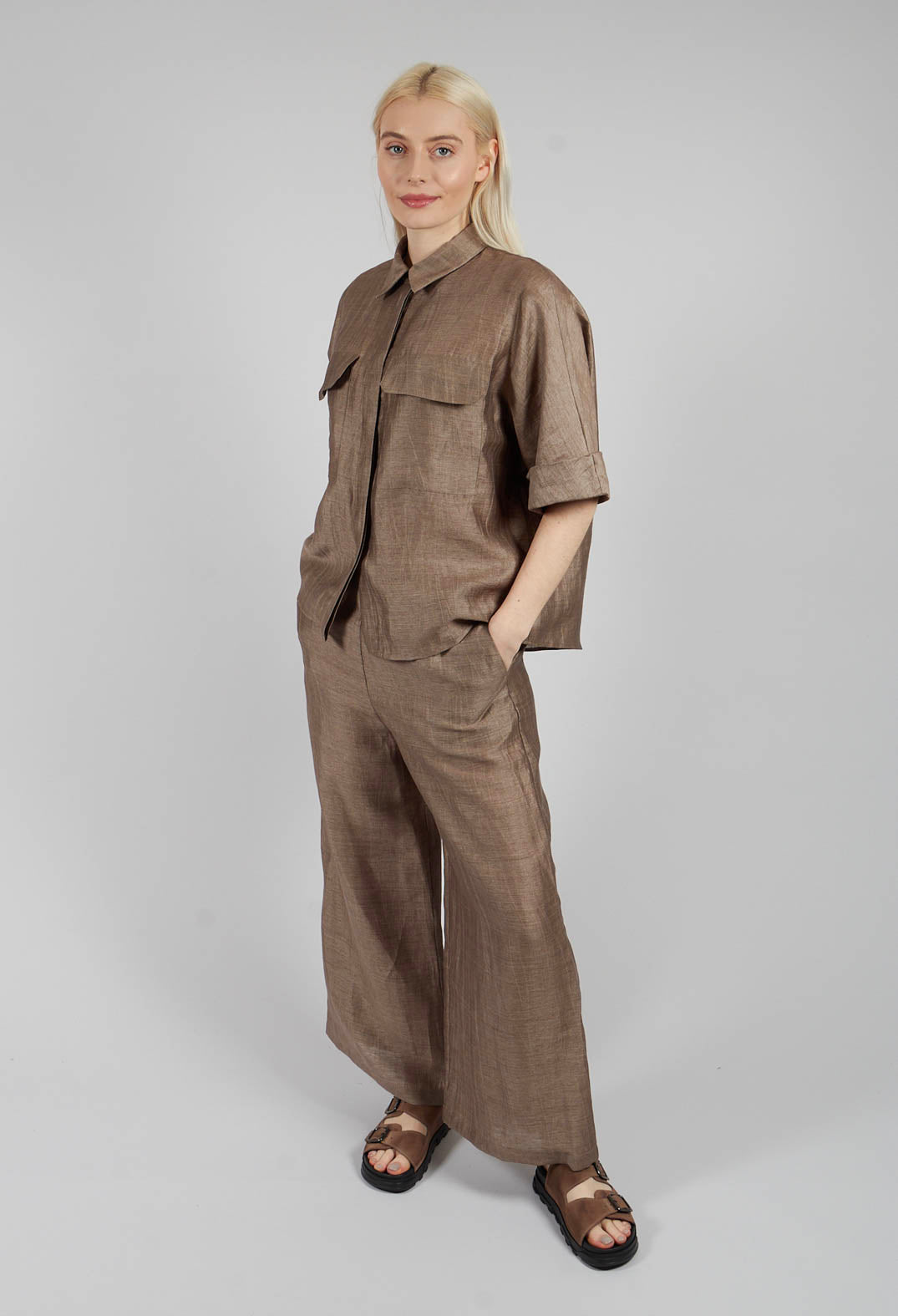 Linen Blend Shirt with Large Pockets in Marmotta