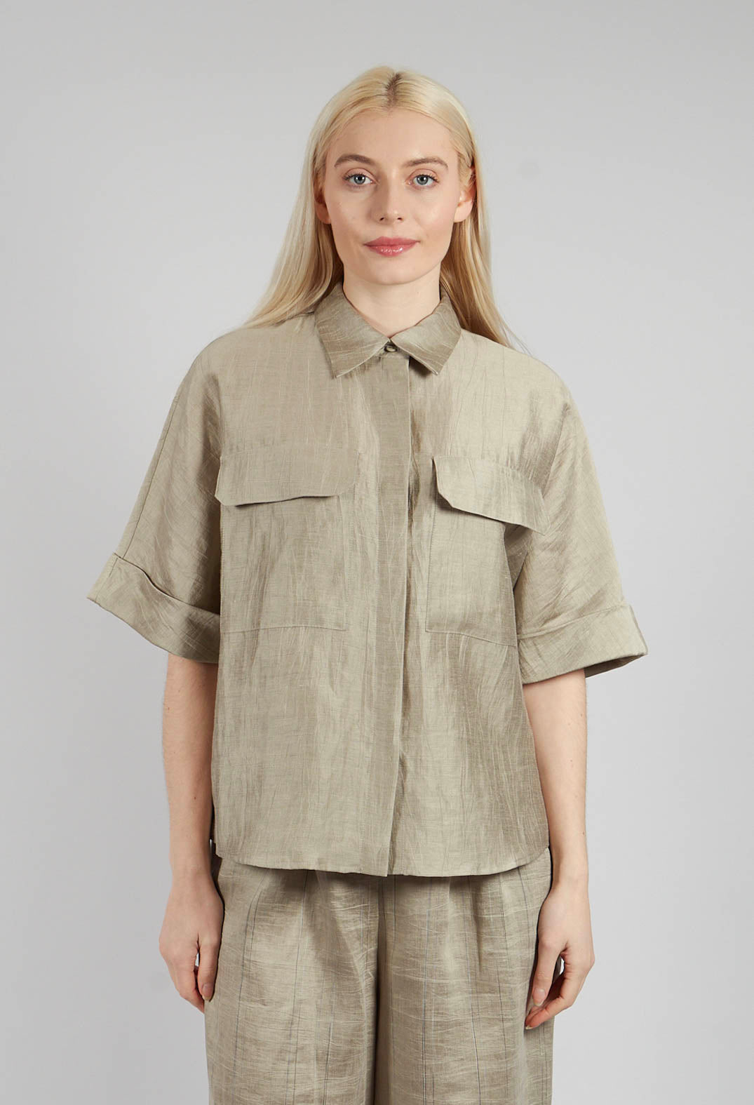Linen Blend Shirt with Large Pockets in Naturale