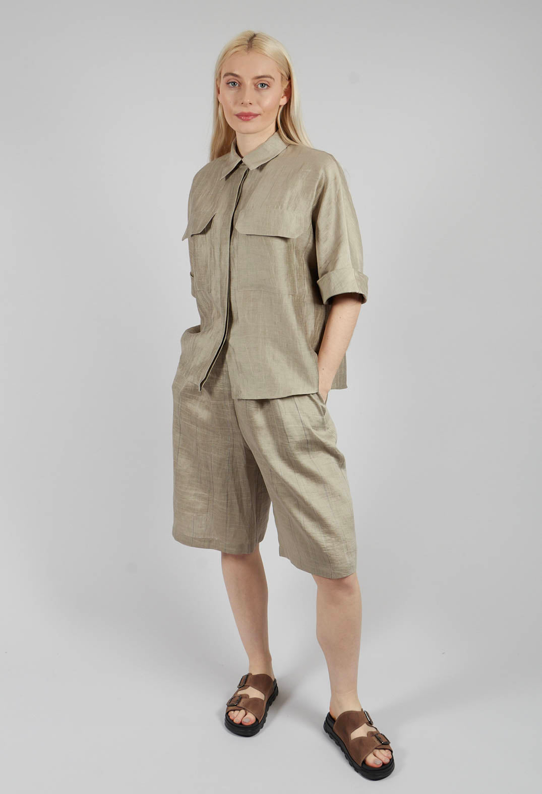 Linen Blend Shirt with Large Pockets in Naturale