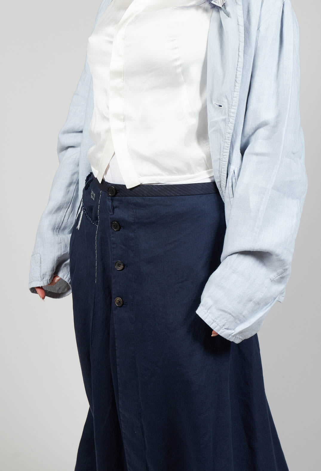Linen Skirt in Navy