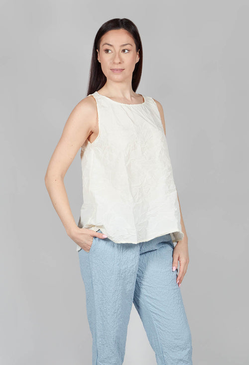 Lira G Top In Mandorla