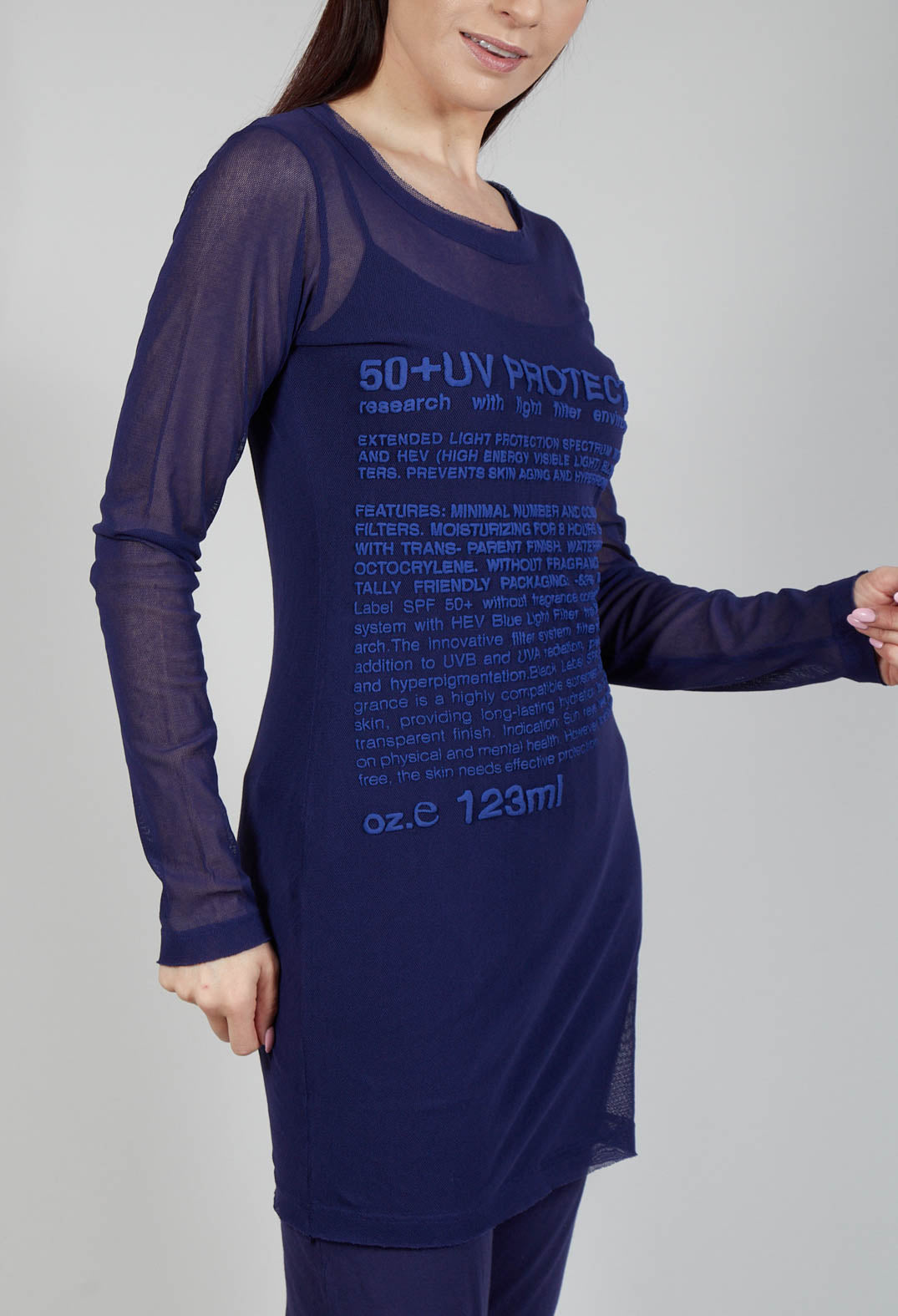 Long Sleeve T Shirt with Lettering Motif in Azur Print